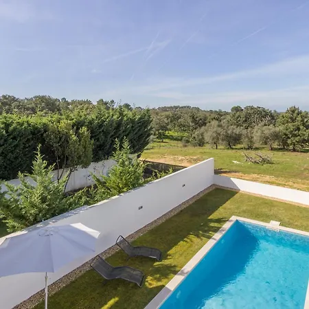 Lemon Tree Villa *
